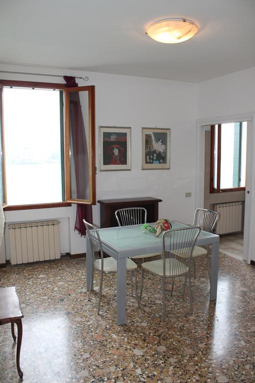 Lovely Canal View Appartamento Venezia